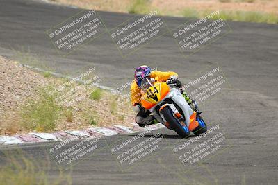 media/Jun-04-2022-WERA (Sat) [[b852bbbd55]]/Race 4 C Superbike Expert Novice/